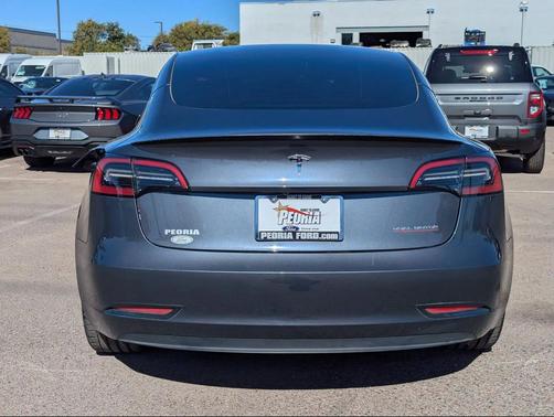 2023 Tesla Model 3 Performance