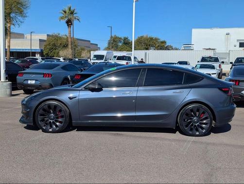 2023 Tesla Model 3 Performance