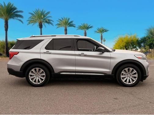 Iconic Silver 2023 Ford Explorer Limited