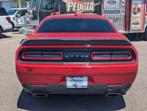 2016 Dodge Challenger R/T Scat Pack