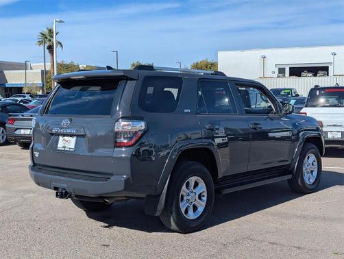 2024 Toyota 4Runner SR5