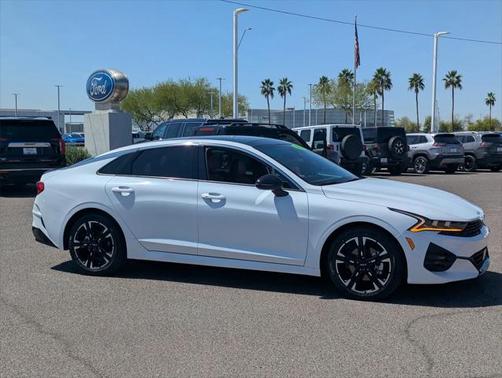 2023 Kia K5 GT-Line