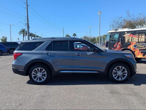 2024 Ford Explorer Limited