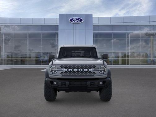 Avalanche Gray 2026 Ford Bronco Badlands