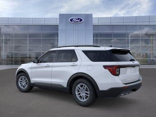 Space White Metallic 2026 Ford Explorer Active