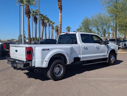 2023 Ford F-350 Lariat