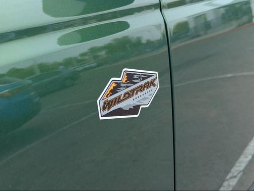 Green Metallic 2022 Ford Bronco Wildtrak