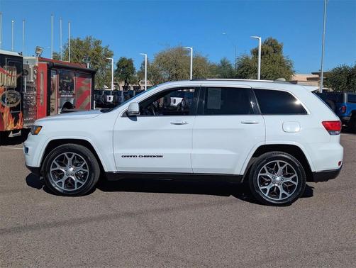 2018 Jeep Grand Cherokee Sterling Edition