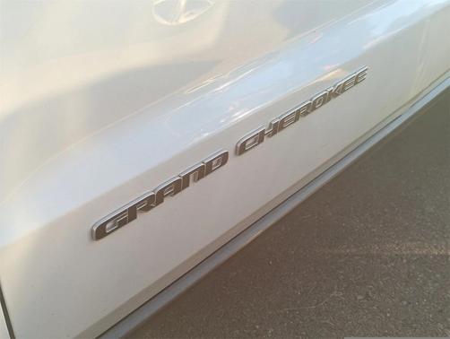 2018 Jeep Grand Cherokee Sterling Edition