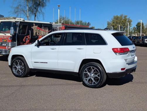 2018 Jeep Grand Cherokee Sterling Edition
