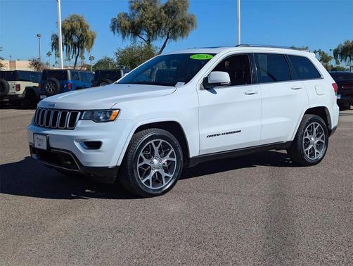 2018 Jeep Grand Cherokee Sterling Edition