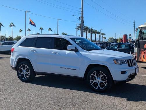 2018 Jeep Grand Cherokee Sterling Edition