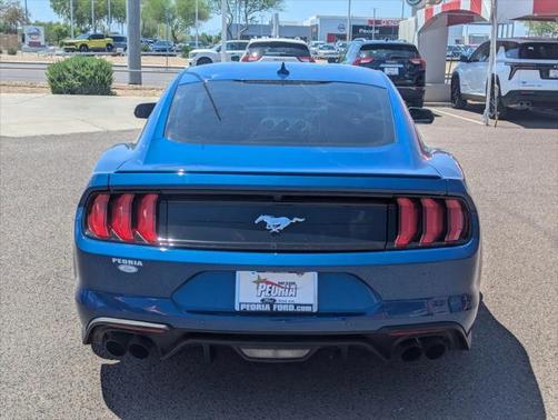 2022 Ford Mustang EcoBoost Premium