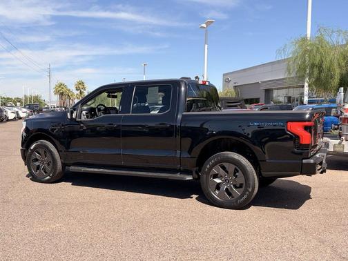 Agate Black Metallic 2023 Ford F-150 Lightning XLT