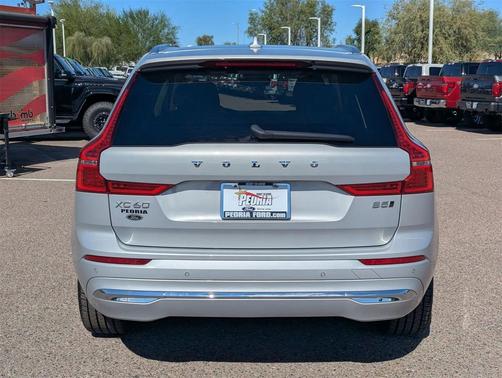 2022 Volvo XC60 B5 Inscription