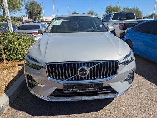 2022 Volvo XC60 B5 Inscription