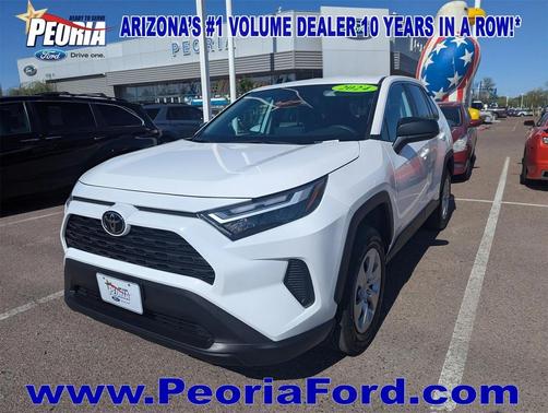 2024 Toyota RAV4 LE
