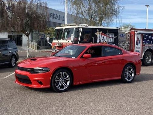 Photo 2 of 36 of 2022 Dodge Charger R/T
