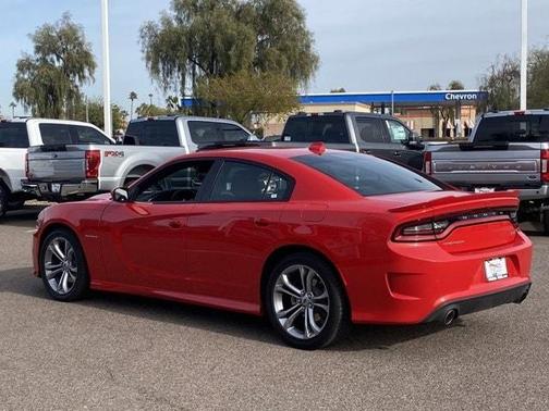 Photo 5 of 36 of 2022 Dodge Charger R/T