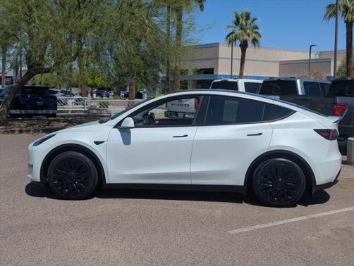 2022 Tesla Model Y Long Range Dual Motor All-Wheel Drive