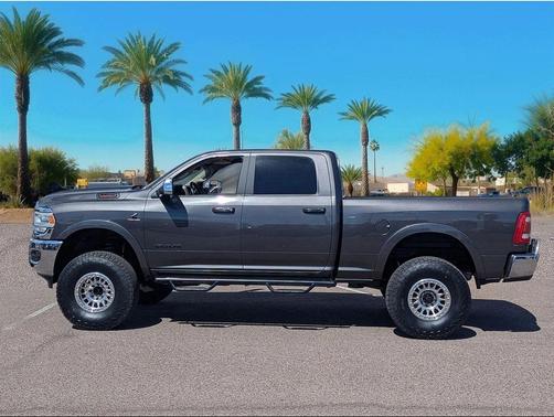 2021 RAM 2500 Laramie Crew Cab 4x4 6'4' Box