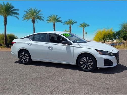 Glacier White 2025 Nissan Altima 2.5 SV