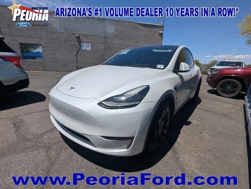 2022 Tesla Model Y Long Range Dual Motor All-Wheel Drive
