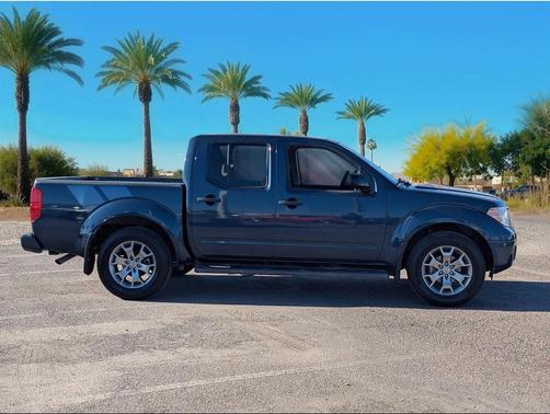 2020 Nissan Frontier SV