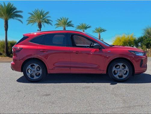 Rapid Red Metallic Tinted Clearcoat 2024 Ford Escape ST-Line