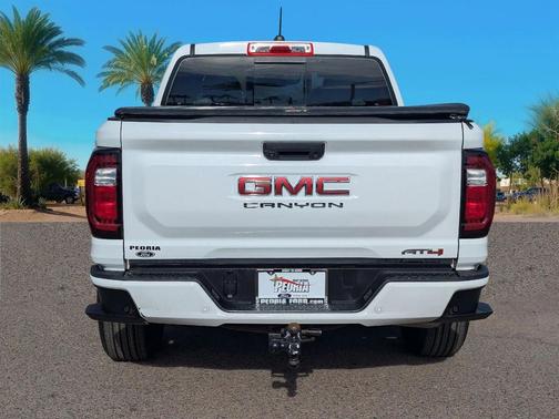 2023 GMC Canyon AT4