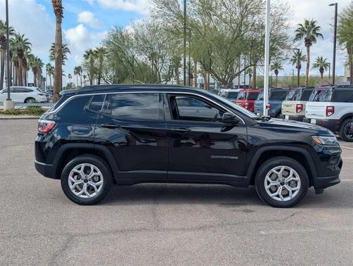 2025 Jeep Compass Latitude