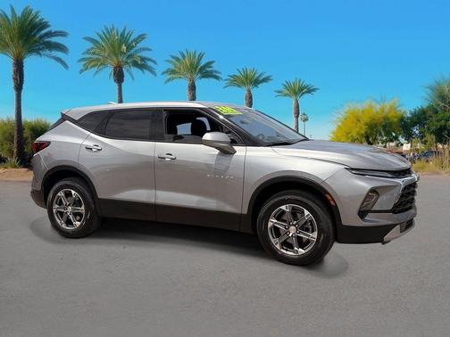 Sterling Gray Metallic 2024 Chevrolet Blazer 2LT