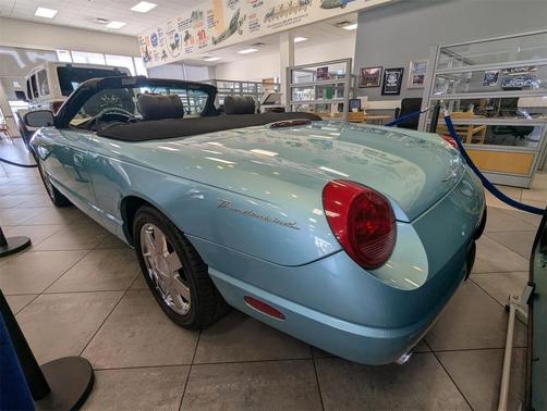 2002 Ford Thunderbird Base