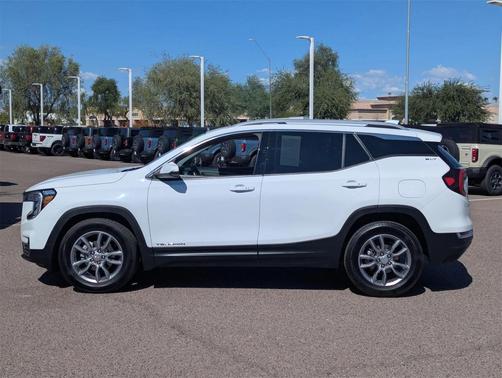 2022 GMC Terrain SLT
