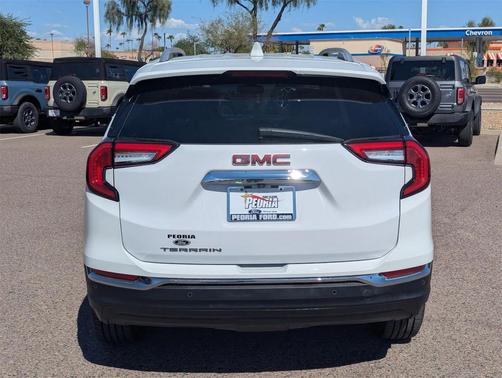2022 GMC Terrain SLT