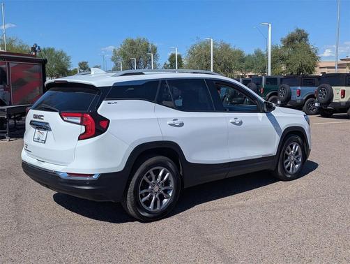 2022 GMC Terrain SLT