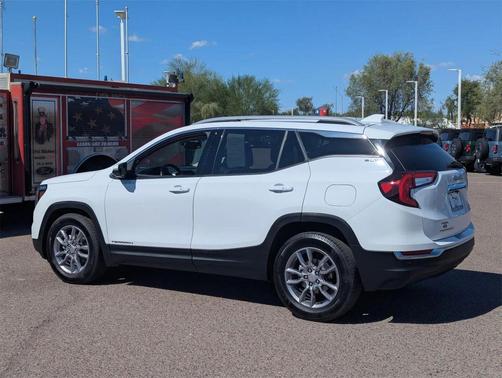 2022 GMC Terrain SLT