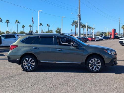 2019 Subaru Outback 2.5i Touring