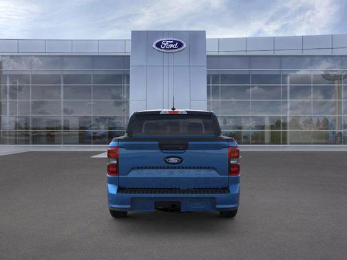 2026 Ford Maverick Lobo Standard