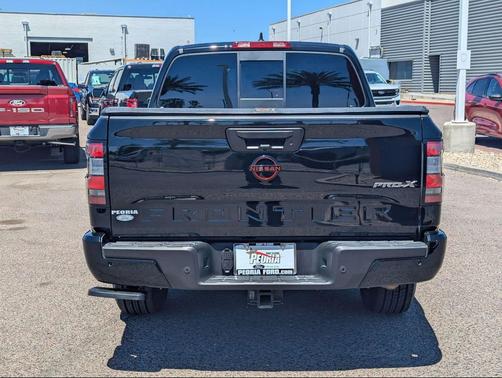 Super Black 2022 Nissan Frontier PRO-X