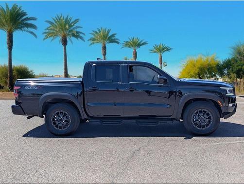 Super Black 2022 Nissan Frontier PRO-X