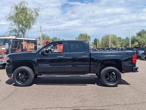 2018 Chevrolet Silverado 1500 Custom