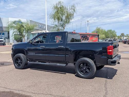 2018 Chevrolet Silverado 1500 Custom