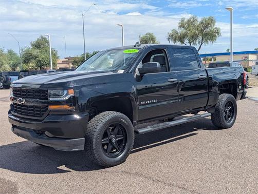 2018 Chevrolet Silverado 1500 Custom