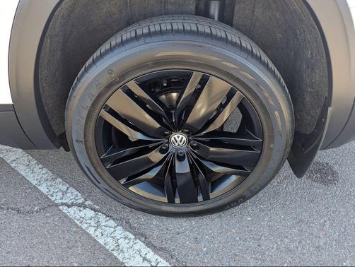 2019 Volkswagen Atlas 3.6L SE w/Technology