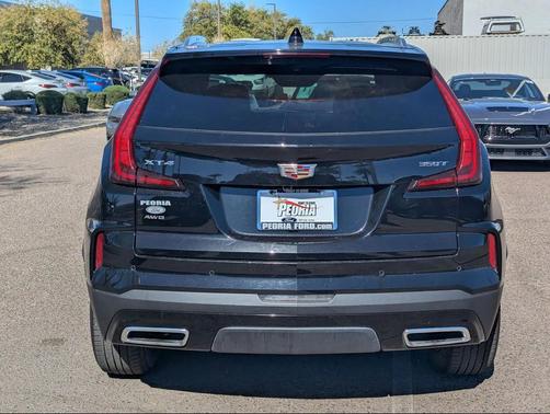 2024 Cadillac XT4 Premium Luxury