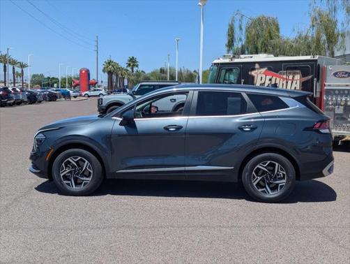 2024 Kia Sportage LX