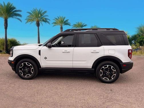 Oxford White 2023 Ford Bronco Sport Outer Banks