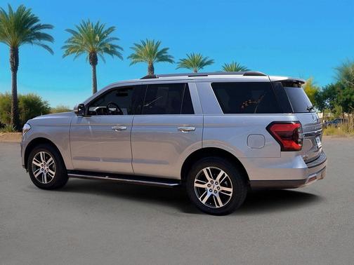 Iconic Silver Metallic 2022 Ford Expedition Limited