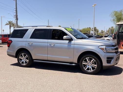 Iconic Silver Metallic 2022 Ford Expedition Limited